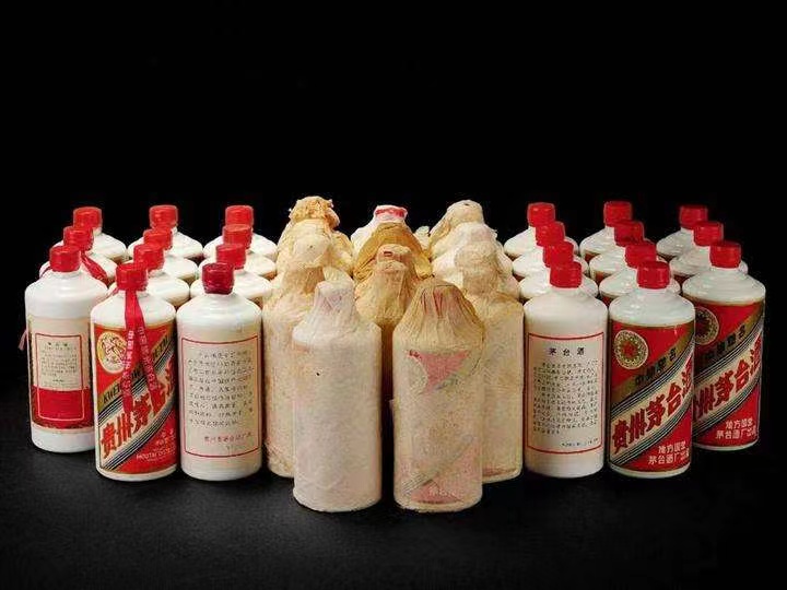 兴文15年茅台酒回收公司哪里回收(附近上门回收茅台酒）